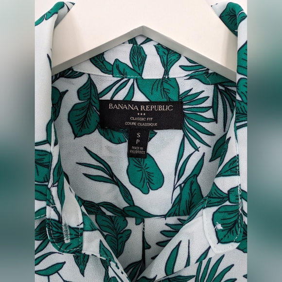 Banana Republic Blouse - Size S - Picture 2 of 3